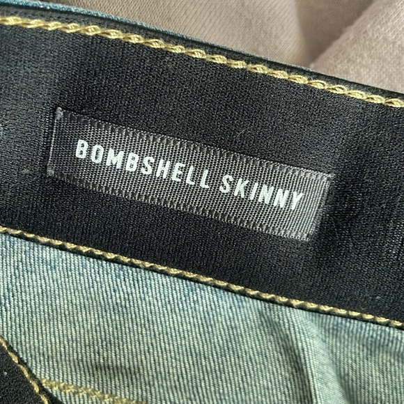 Torrid Bombshell skinny jeans with destruction - Picture 3 of 4